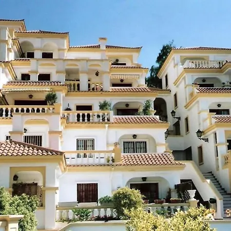 Apartment Family Apartment Ocean & Mountain Views & Heated Pool *