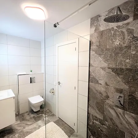 Apartamento Family Ocean & Mountain Views & Heated Pool