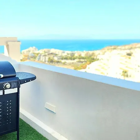 Апартаменты Paulmarie Family Ocean&mountain View *