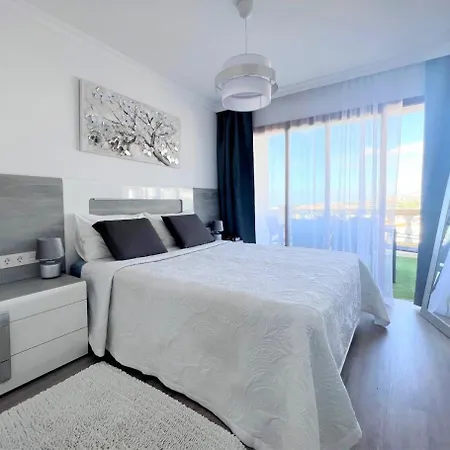 Апартаменты Paulmarie Family Ocean&mountain View *